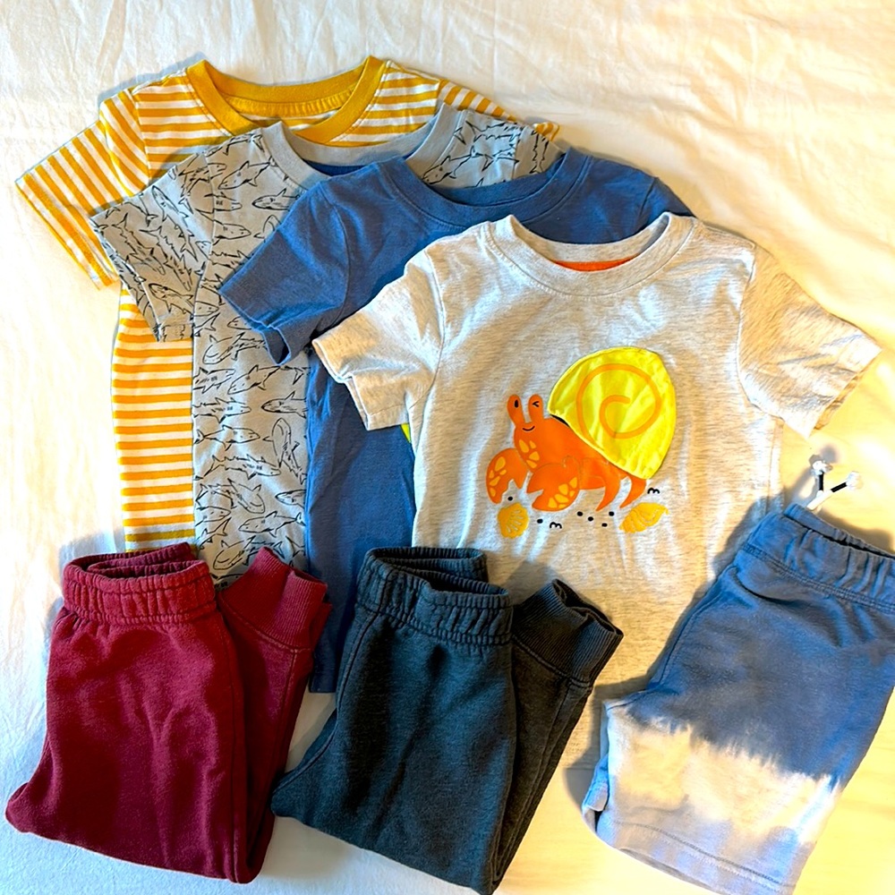Cat & Jack Boys 2T Bundle - comfort